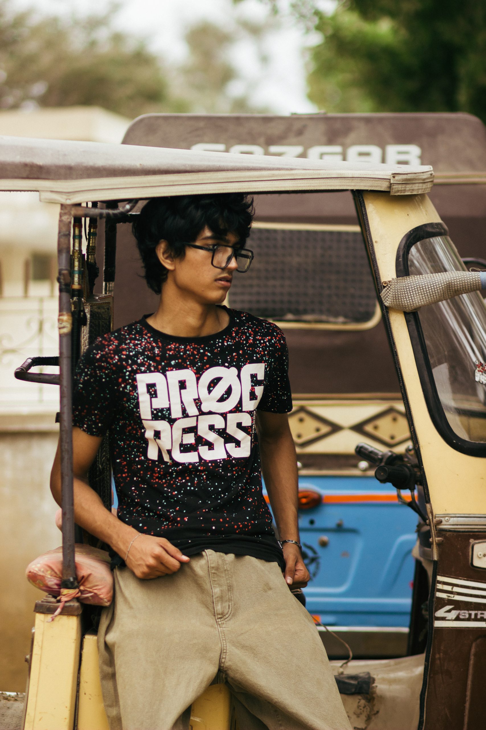 PROGRESS TEE
